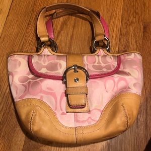 Light pink coach handbag